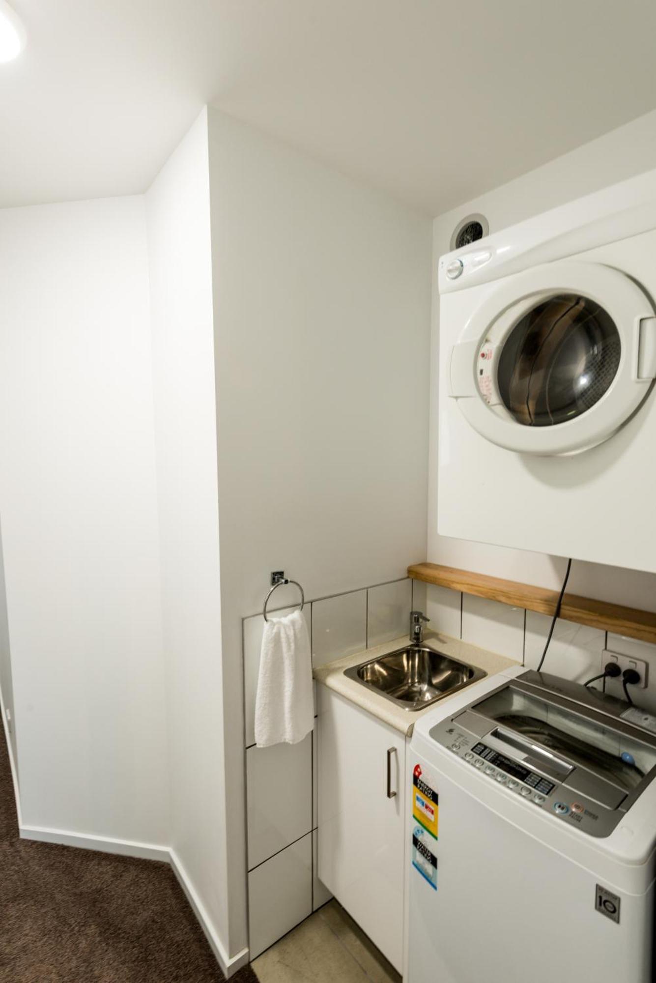 Ulverstone River Edge Holidayapartments Kamer foto