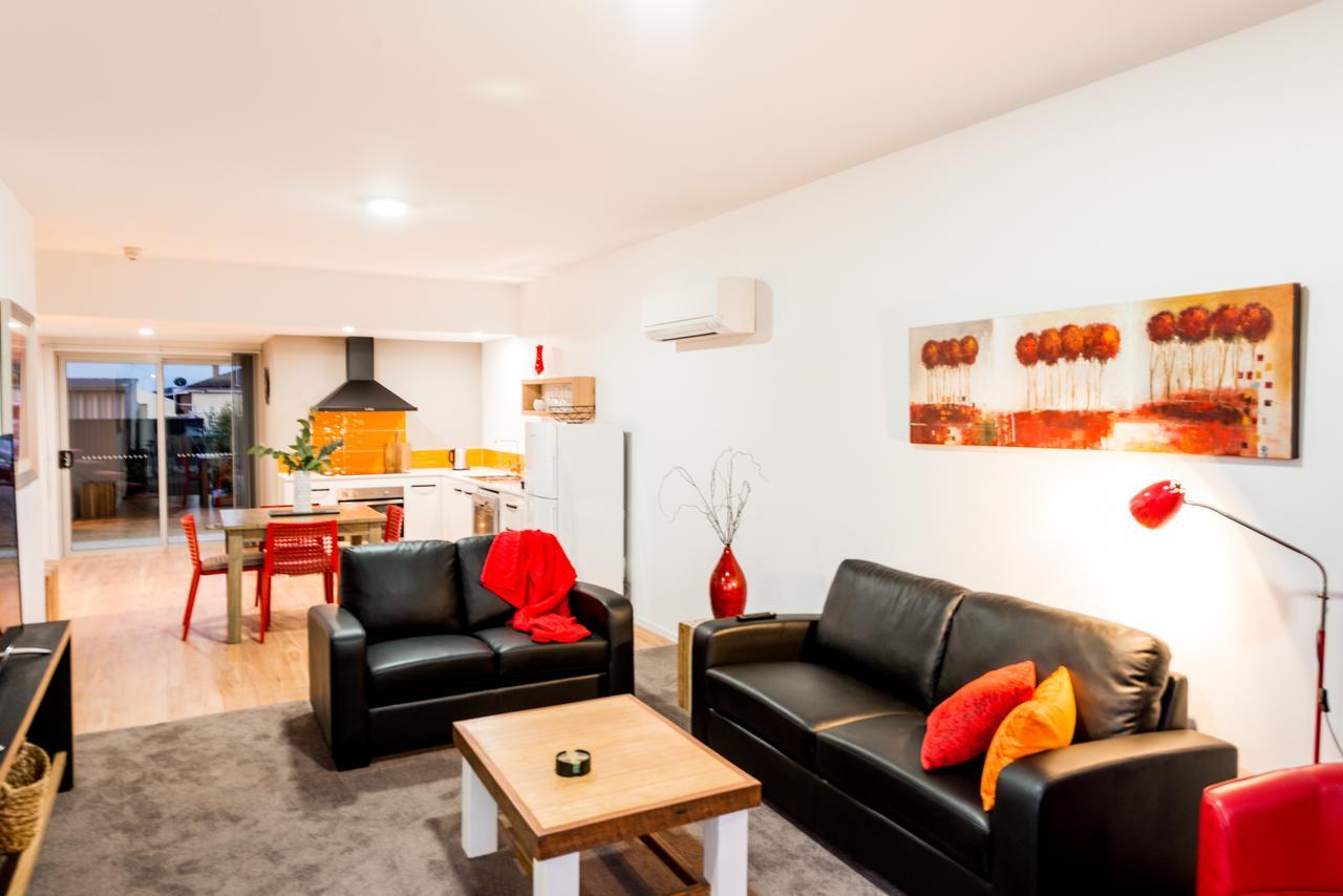 Ulverstone River Edge Holidayapartments Buitenkant foto